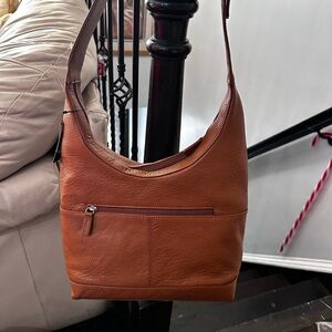 Classic Wilsons Leather Hobo Bag in Caramel- Brand New with Tags